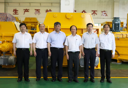 NORINCO Group delegation visiting the Zhuhai production site