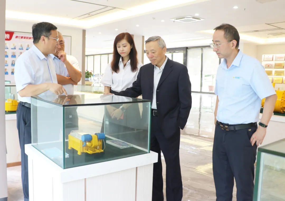 Concrete Industry Association Delegation Reviews SICOMA Technology — source image 2